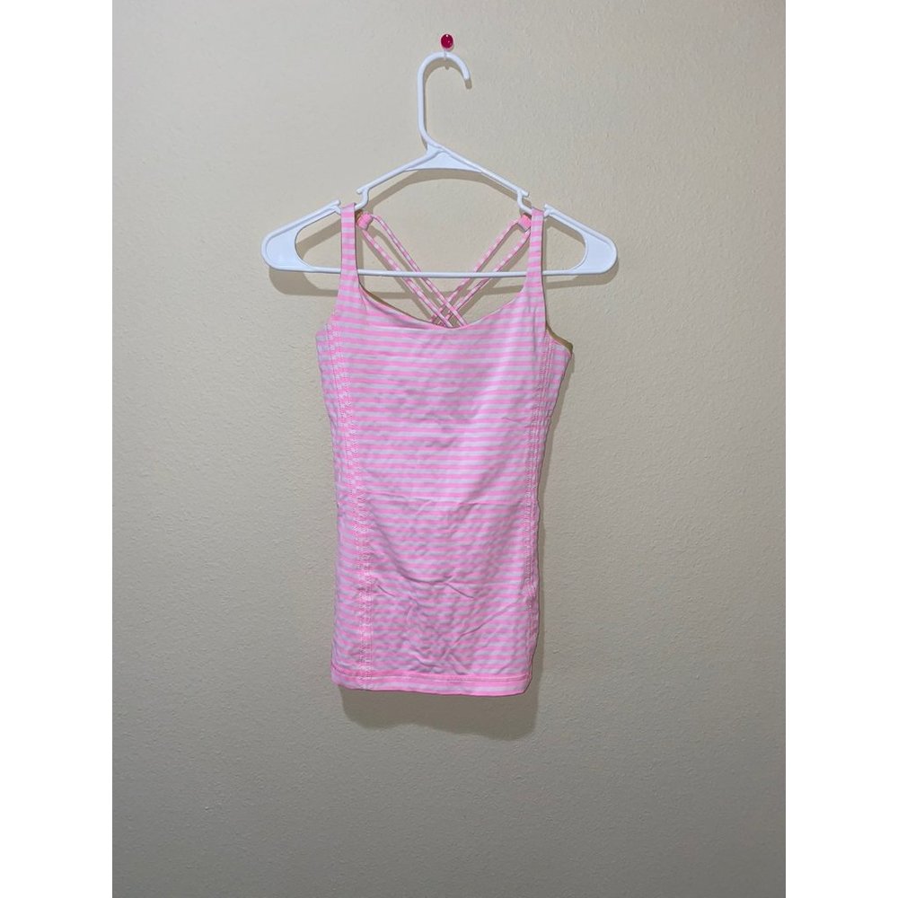Lululemon tank